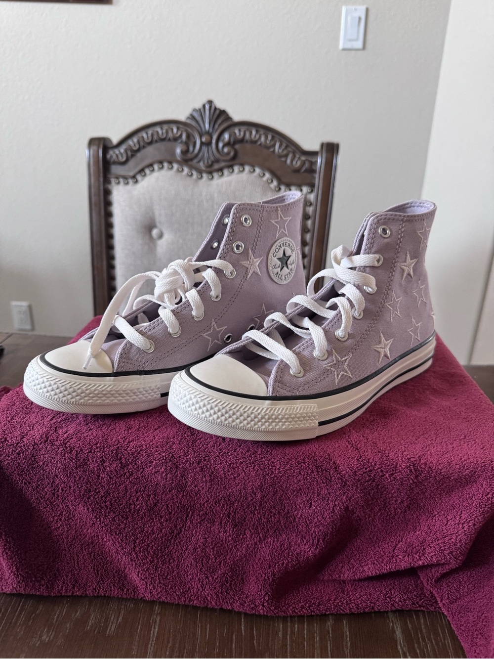 Converse Kids High Top Sneakers in Lavender with Star Embroidery
